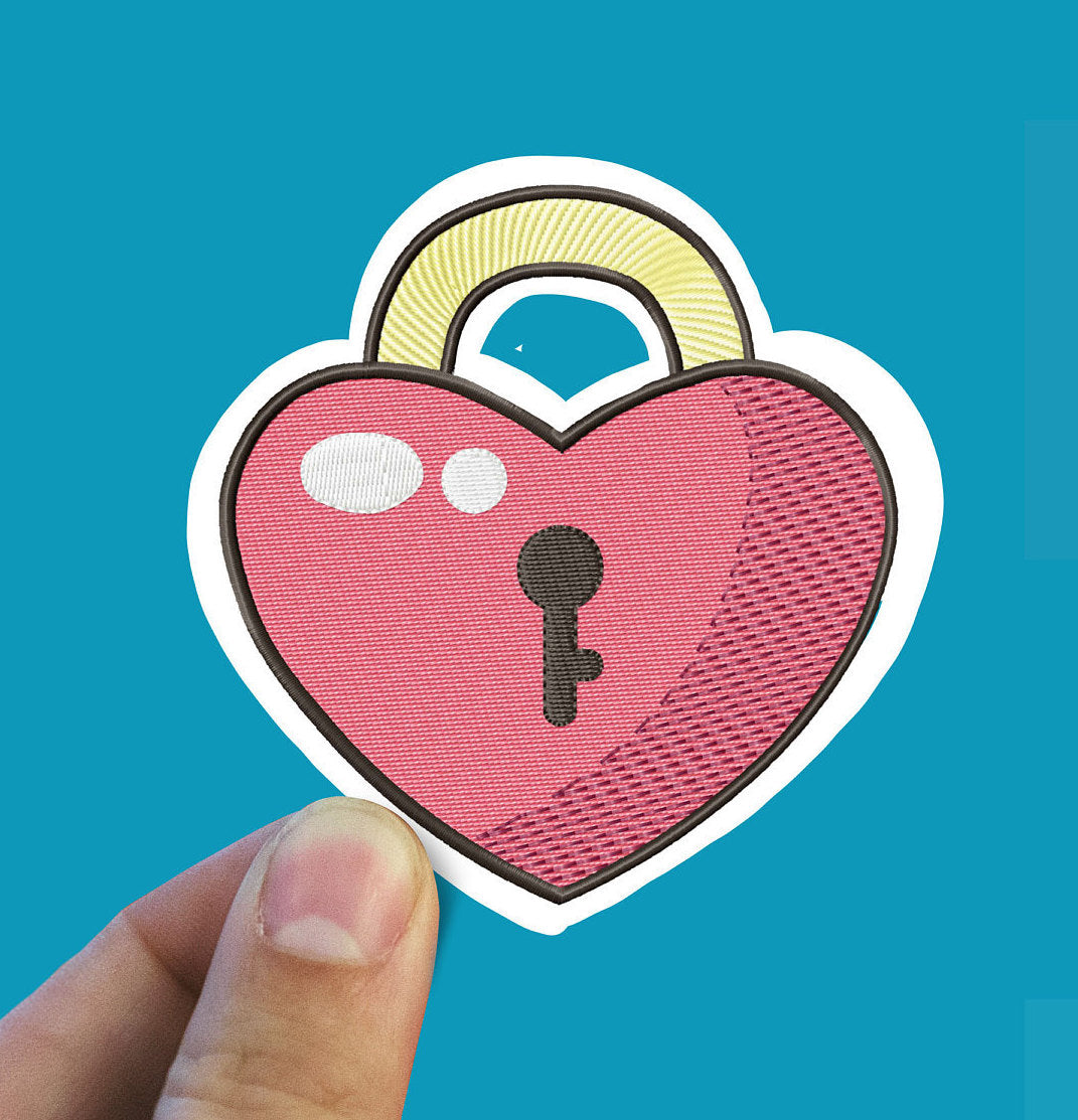 Pink heart lock sticker