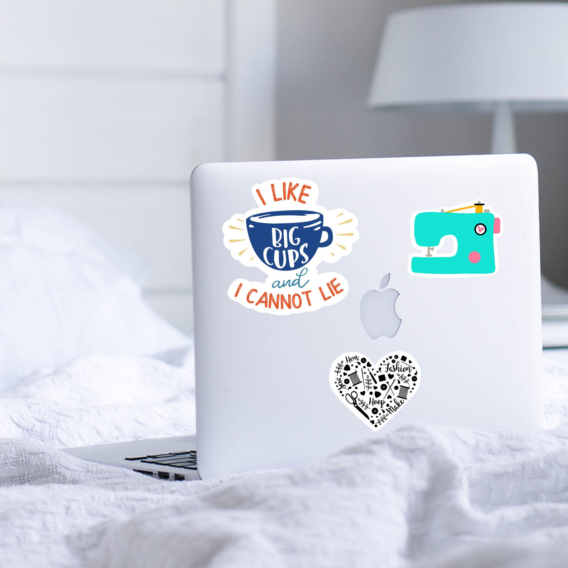 I like big cups and I cannot lie vinyl sticker, coffee decal,Best friend gift, birthday gift, Macbook sticker, laptop sticker